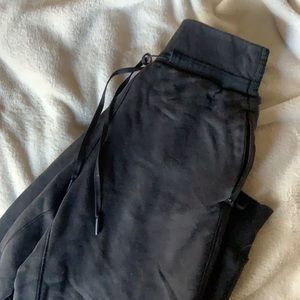 Black Lululemon sweats